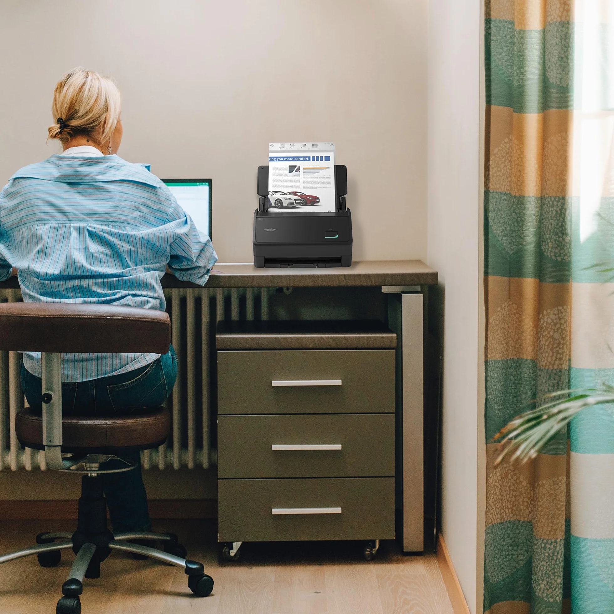 Ricoh ScanSnap iX2400 Dokumentenscanner ADF 45ppm Duplex USB 3.2 Schwarz