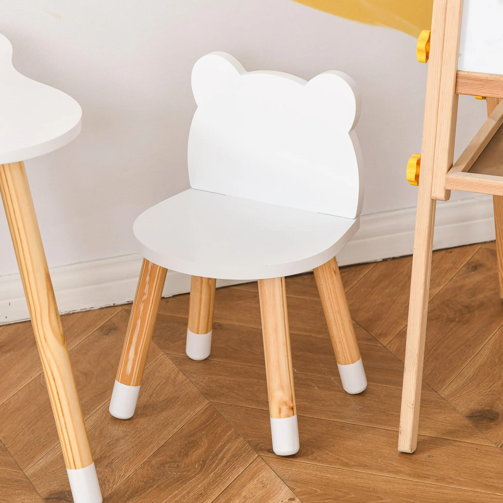 HOMCOM Mesa y Sillas Infantil de Madera para Sala de Juego y Dormitorio Natural y Blanco