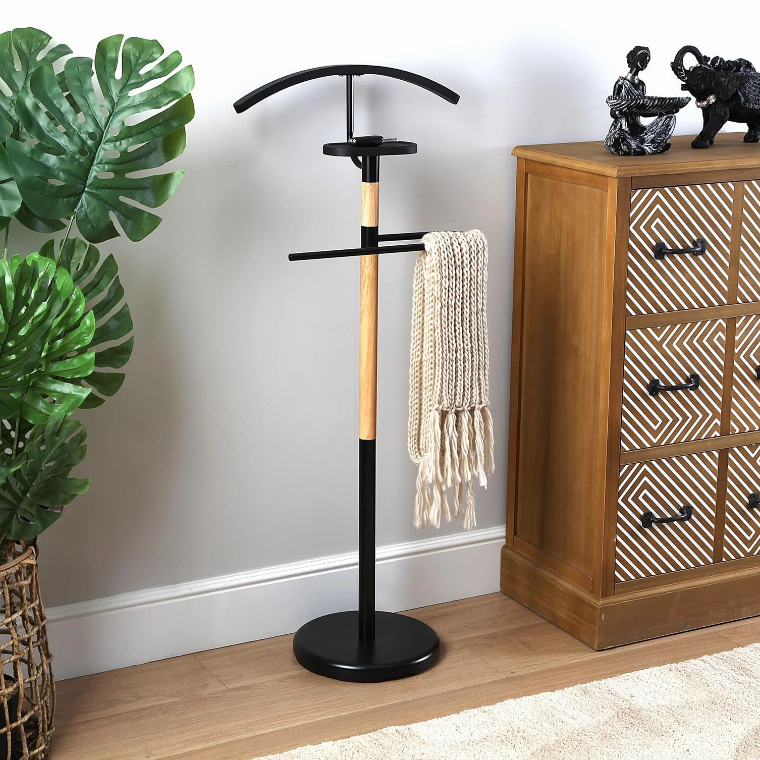 Versa Holstebro Galán de Noche Moderno 2 Perchas Metal y Madera Negro 112x28,8x46,5 cm