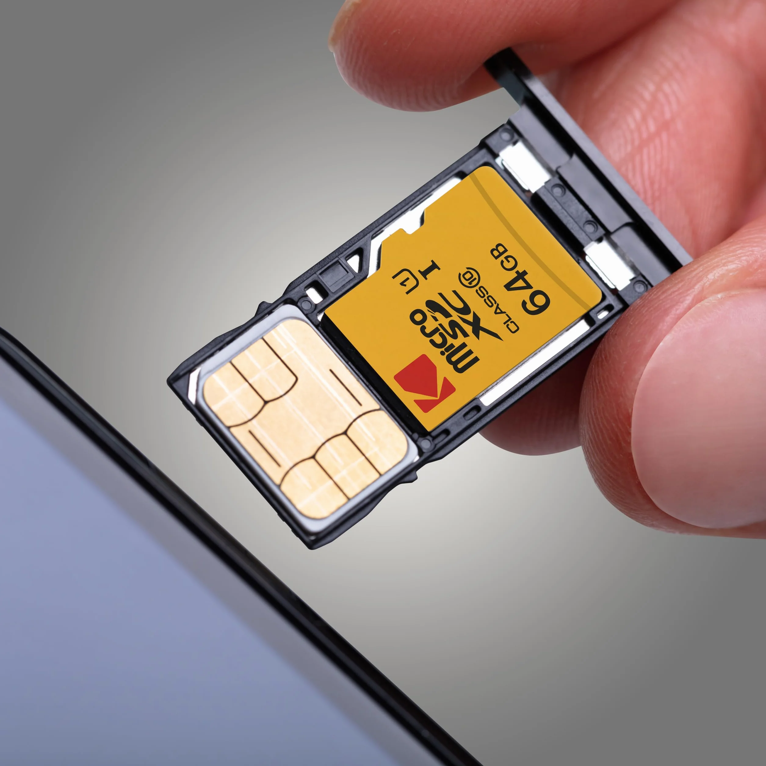 Kodak Premiun microSDHC 64GB Class10 w/Adapter