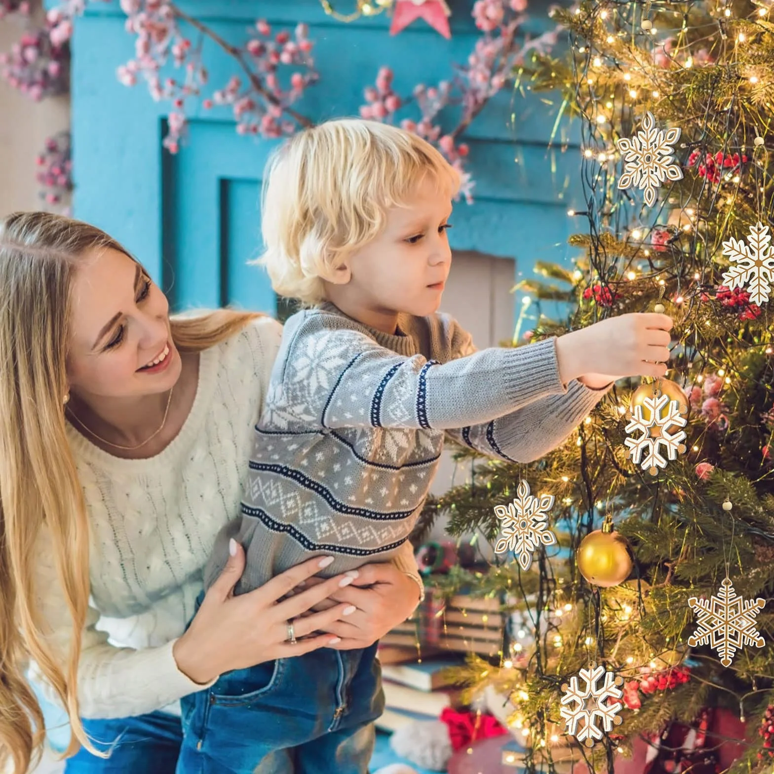 LEMESO 24 Colgantes de Madera Navidad Copo de Nieve Blanco Oro Decoraciones para Árboles