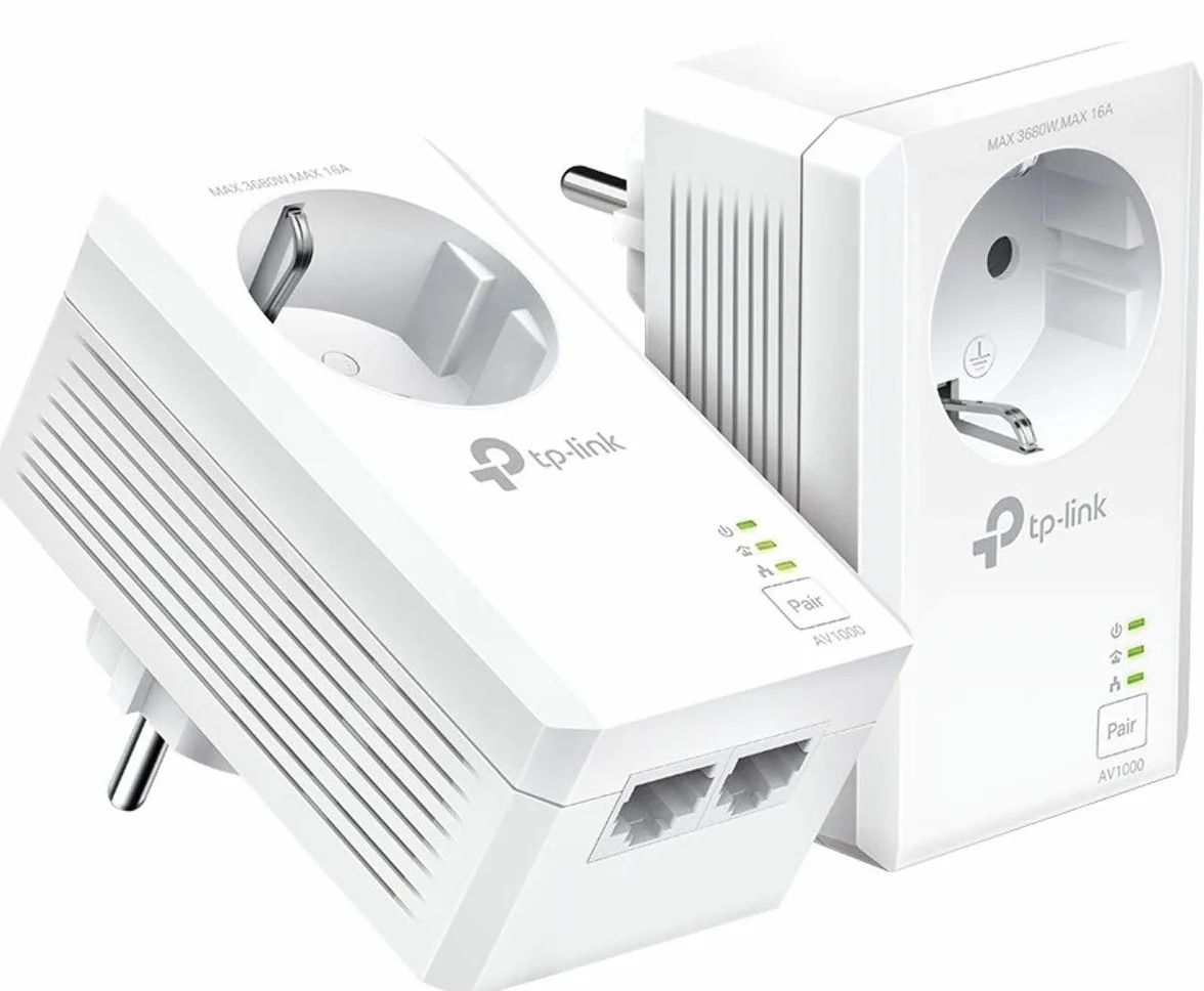 TP-Link TL-PA7027P Kit - Powerline AV1000 con Enchufe Integrado, 2 Puertos Gigabit, Home Plug AV, sin WiFi