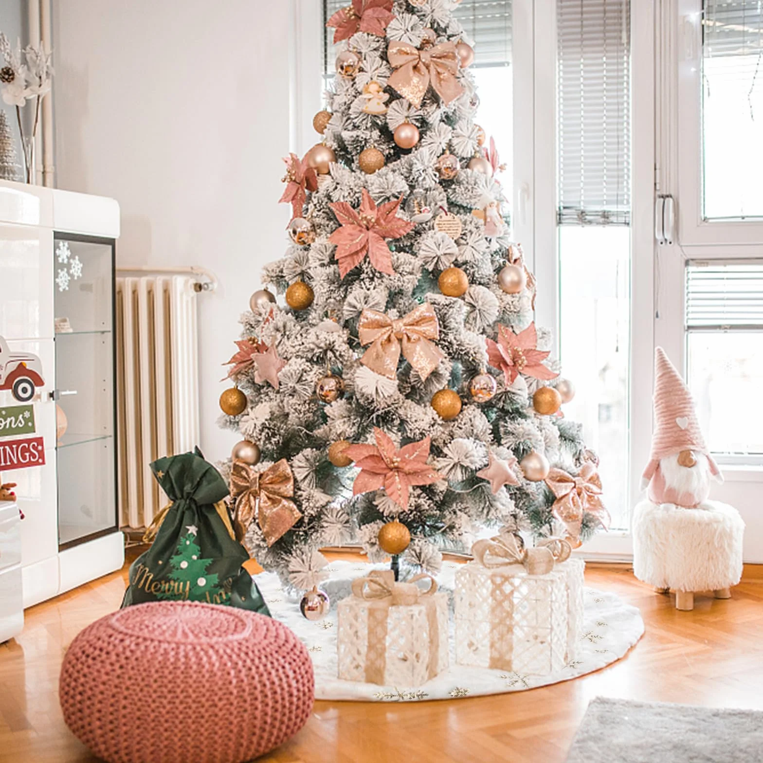 Falda del árbol de Navidad 90cm Doble Capa de Felpa Blanco Estampado Copo de Nieve Oro Decoración Navidad