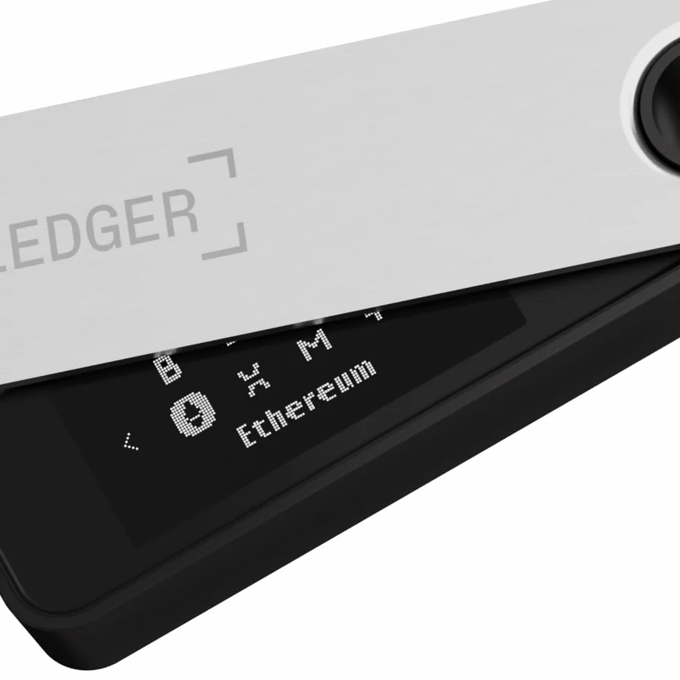 Ledger Nano S Plus Crypto Hardware Wallet (Negro Mate) - Protege tu cripto, NFT y fichas (Compatibilidad PC y Android)