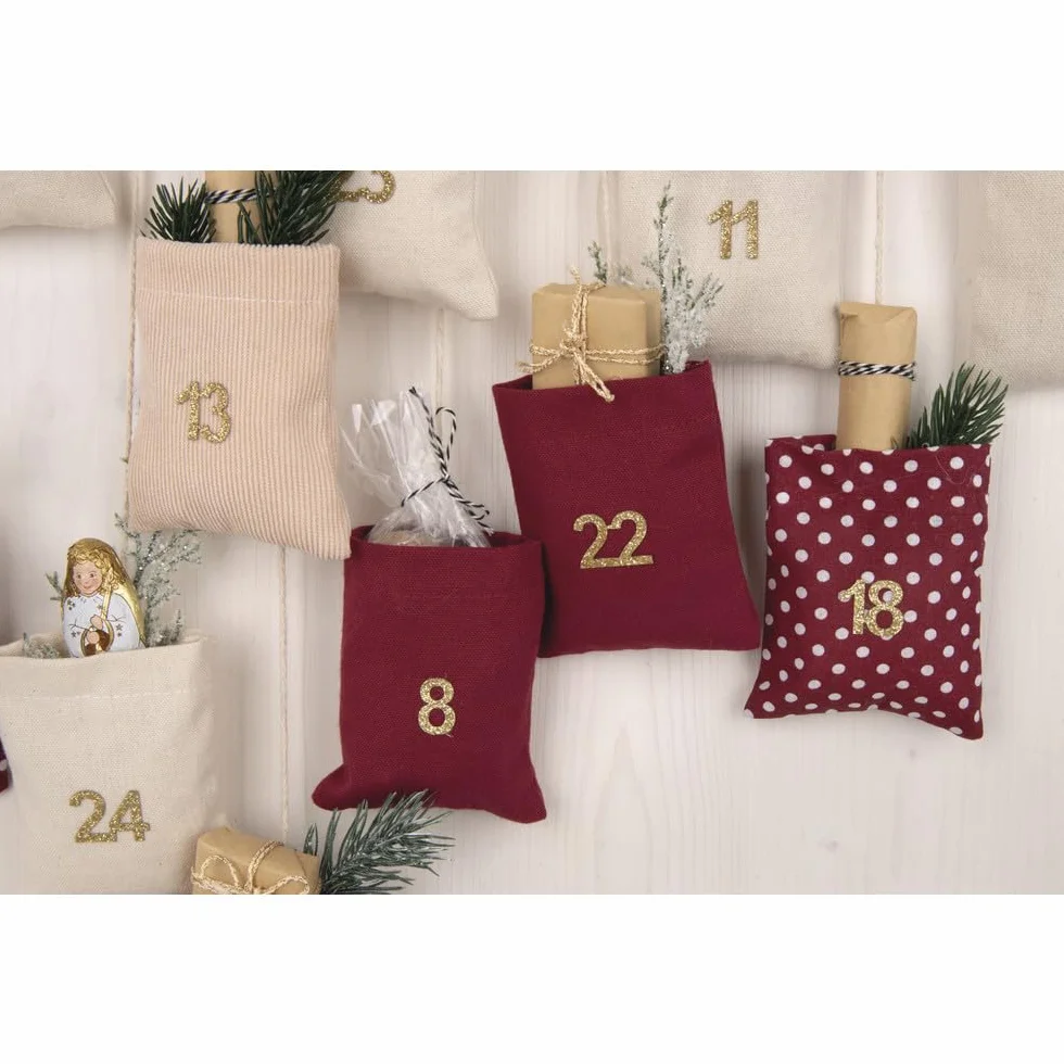 Rayher Calendario de Adviento Navidad números 1-24 con bolsas cuerdas listón madera