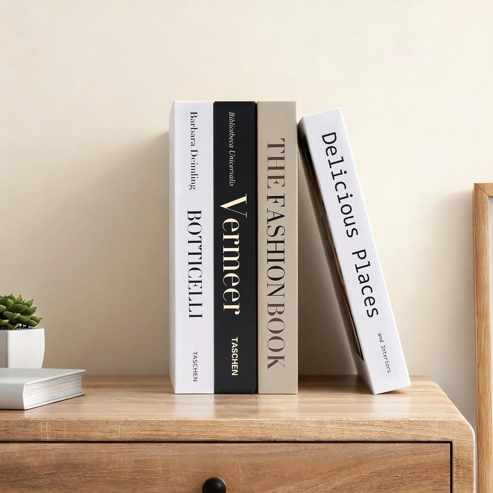 Juego de 4 libros decorativos Ennoxwi libros falsos de cartón para estantería, mesa de café