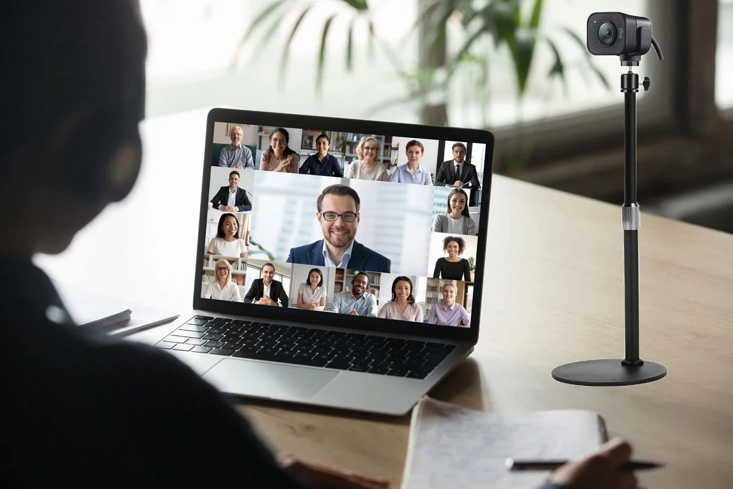 Soporte para Webcam de sobremesa Compatible con Logitech StreamCam C920 C930 C922 C925e Brio C615 y Webcams con Interfaz 1/4''-20 y iPhone teléfono móvil