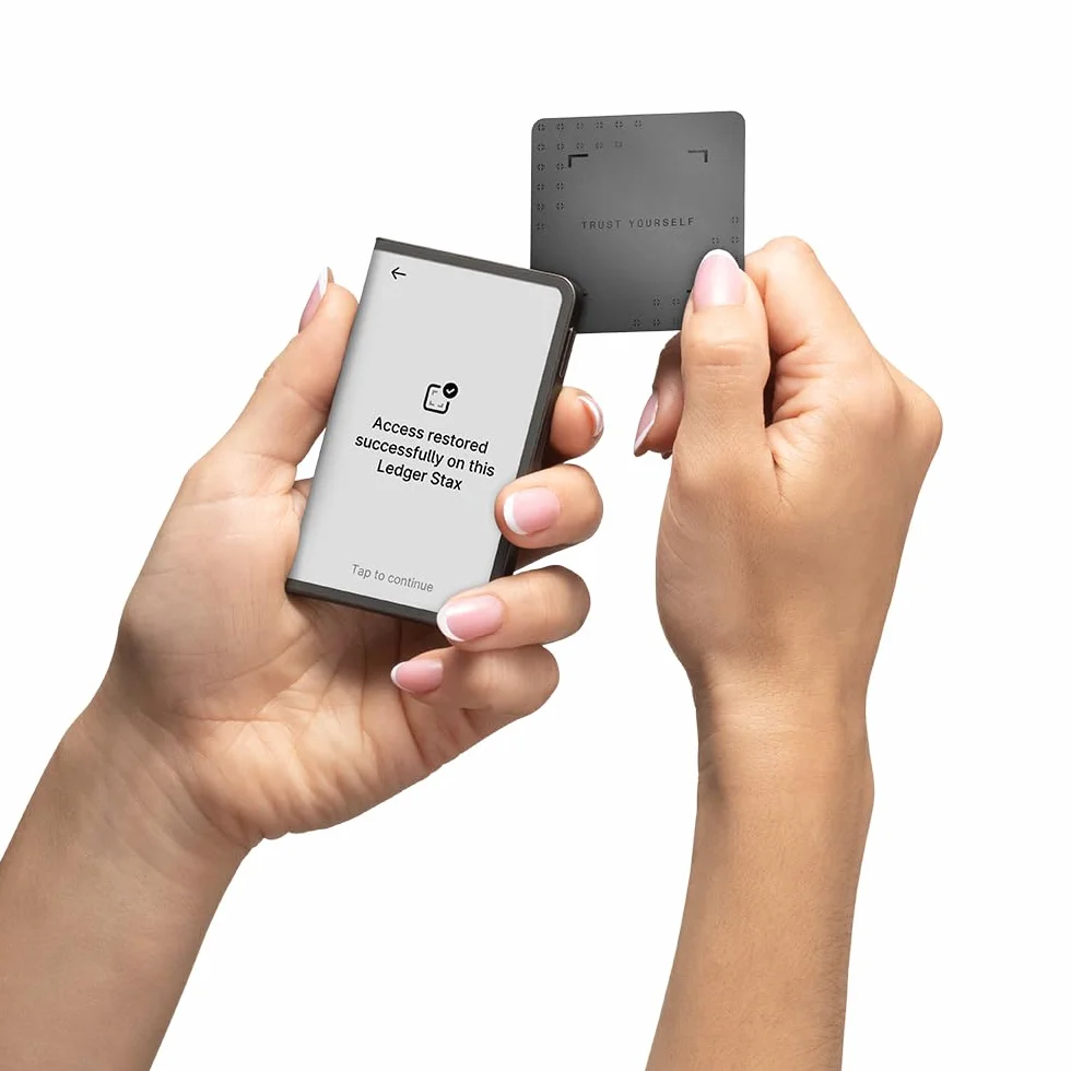 Ledger STAX - Signer Premium con Pantalla táctil para la gestión Segura de cripto - Diversifica y capitaliza Tus Activos con Estilo Desde la App Wallet