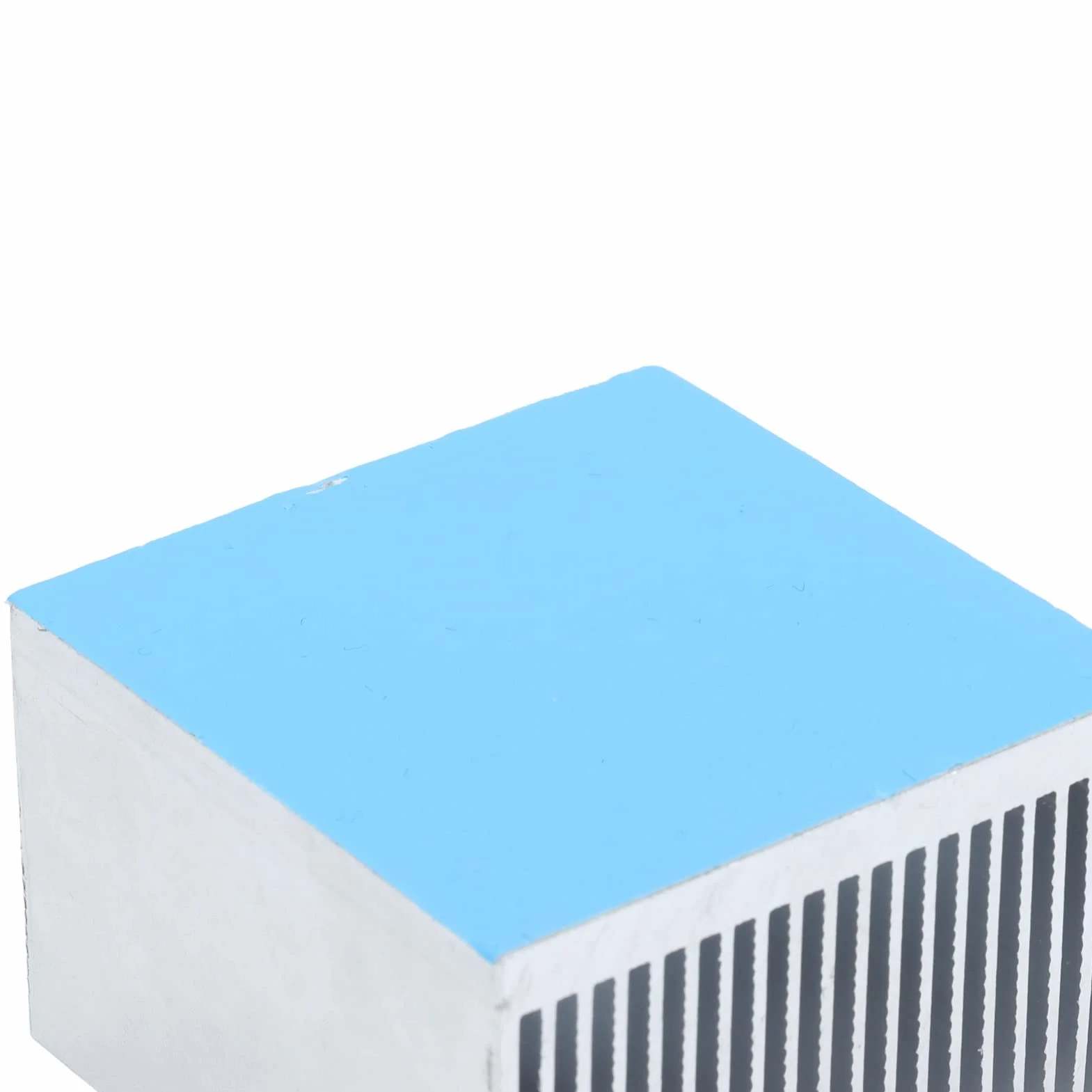 Tyenaza 4 Piezas de Aletas de Refrigeración de Aluminio, Disipadores de Calor las Aletas Transistor, Chip de Disipador de Calor, para Computadora, Dispositivos de Luz LED, 60x60x39 mm(Con Adhesivo)