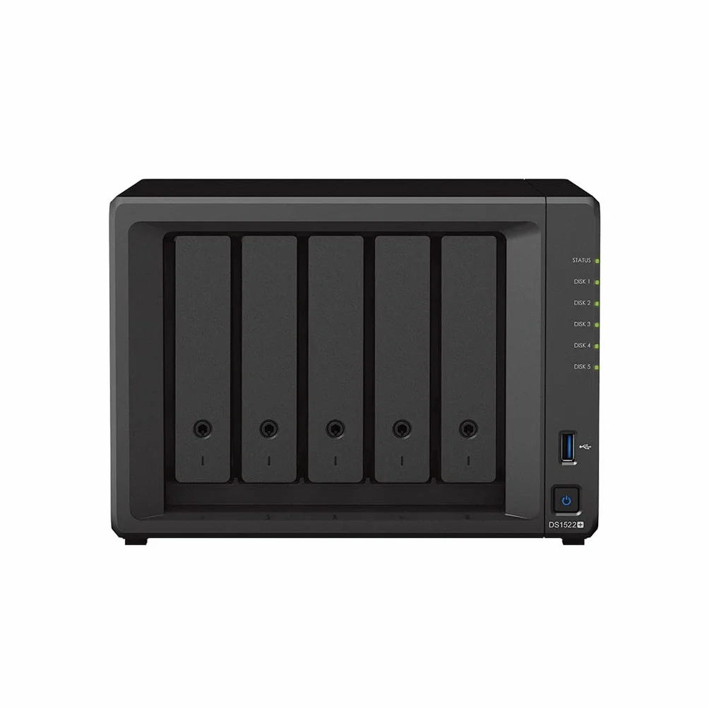 Synology DS1522+ 5-Bay DiskStation NAS AMD Ryzen R1600 8GB RAM 4 x RJ-45 1GbE puerto LAN, paquete con 5 discos duros Seagate IronWolf NAS