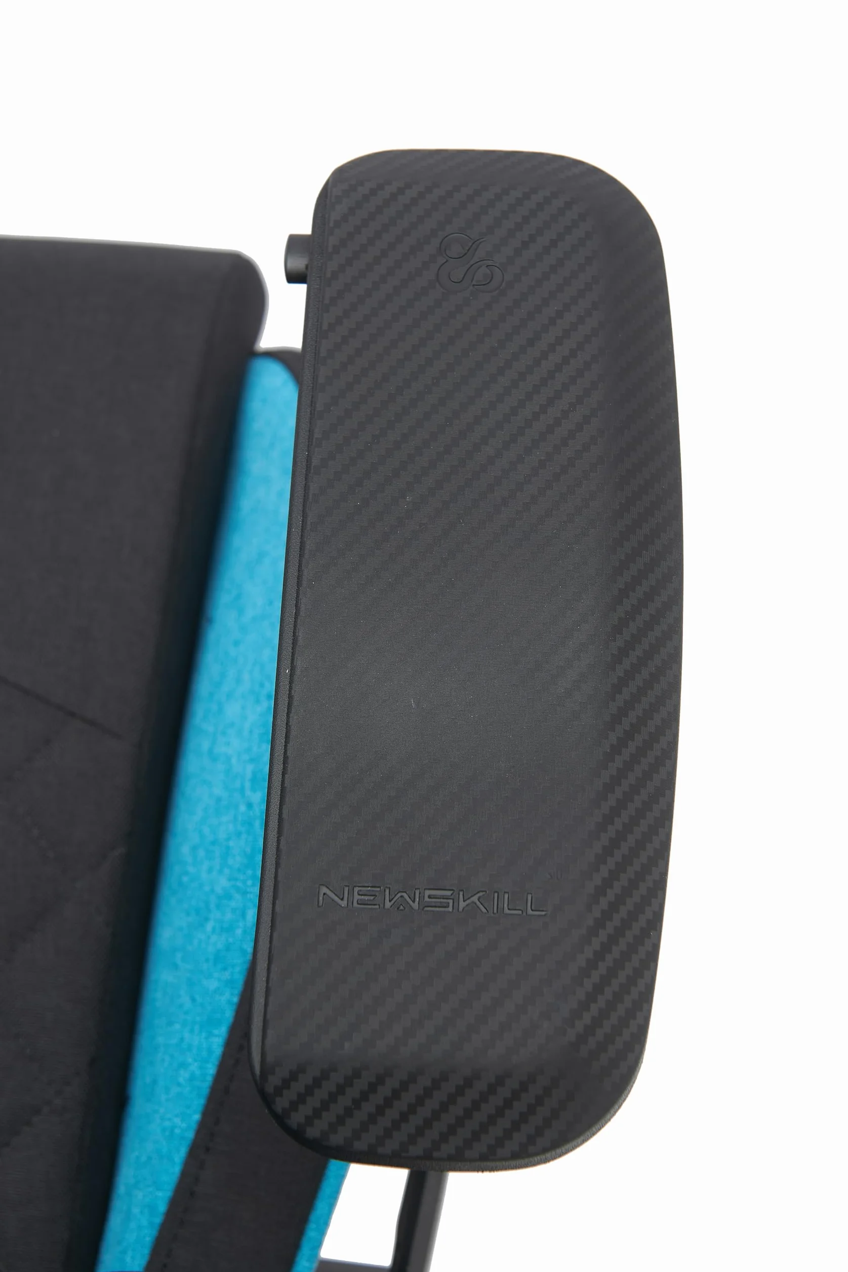 NEWSKILL Takamikura V2 Silla Gaming Ergonómica Reposabrazos 4D Respaldo 180° Tela Transpirable Base Acero Azul