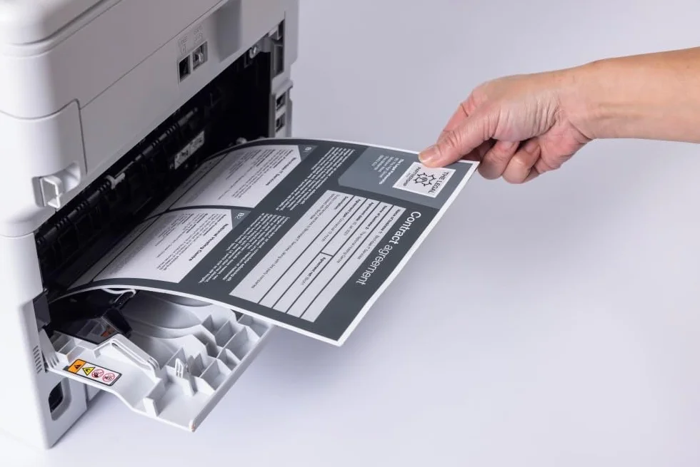 Brother MFCL5710DN, Impresora multifunción láser Monocromo 4 en 1, de Uso Profesional, con dúplex automático en Todas Las Funciones y Tarjeta de Red,