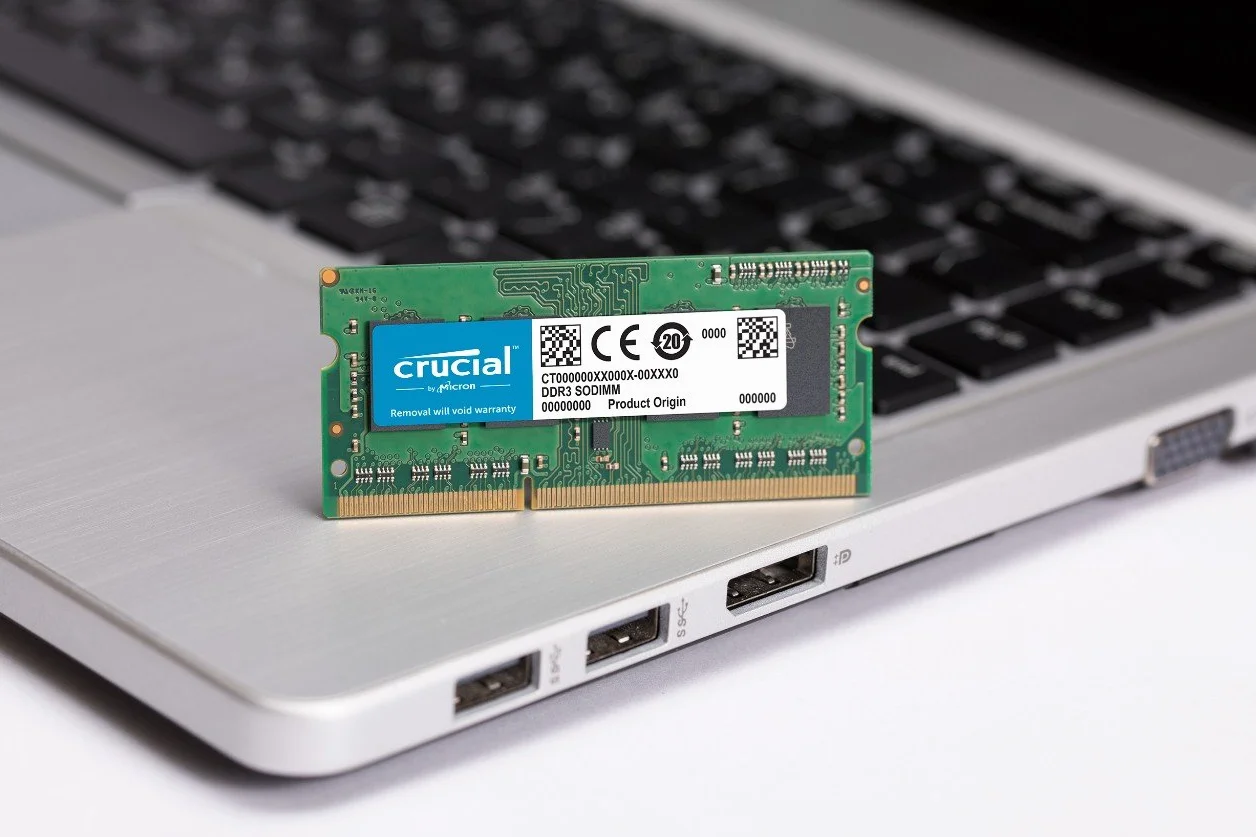 Crucial CT102464BF186D Memoria RAM de 8 GB (DDR3, 1866 MT/s, PC3-14900, SODIMM, 204-Pin)
