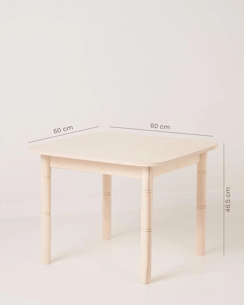 Pack ahorro mesa y 4 sillas infantil 60x60cm altura 46,5cm silla 25x31,5x50cm