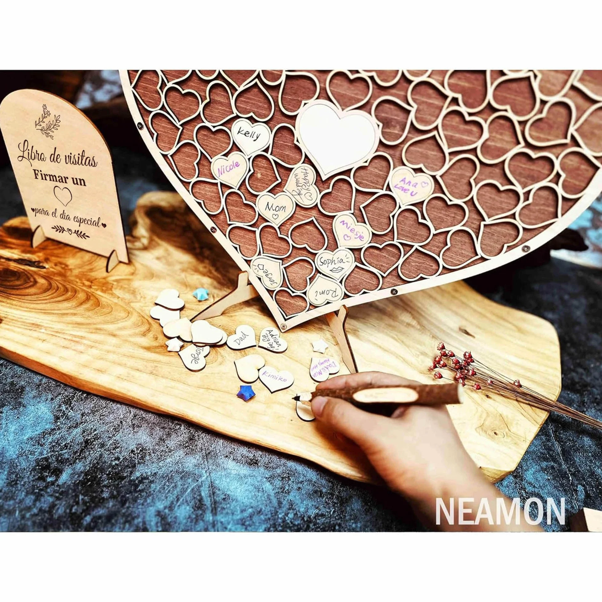 Libro de Firmas de Boda Corazón Madera, Decoración Alternativa con 83 Corazones y Bolígrafos
