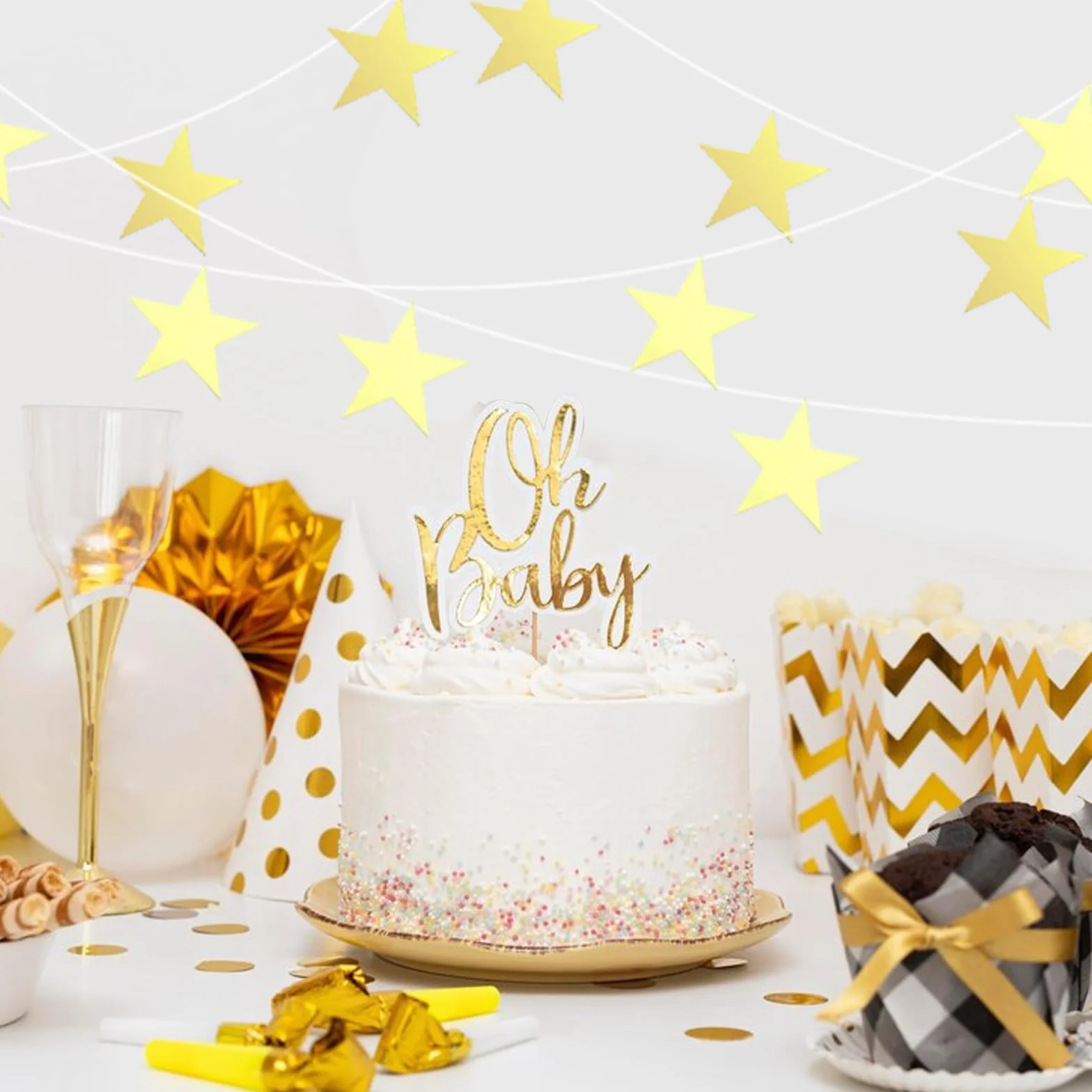 Nogeqi 40 Recortes de Estrellas Doradas de Papel Brillante 15cm para Bodas y Fiestas