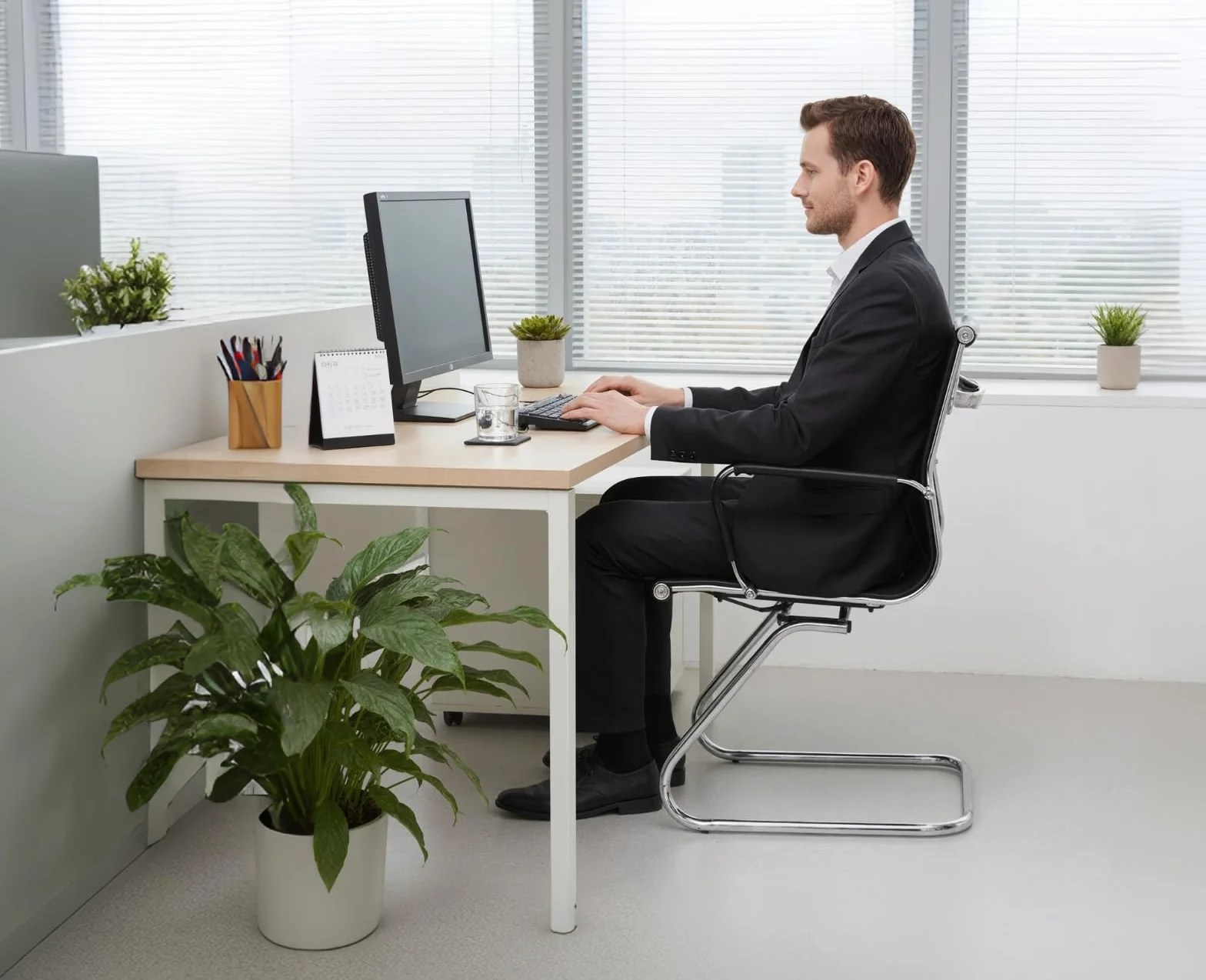 chairus Silla de Oficina de Cuero PU, Juego de 2 Sillas de Trabajo con Reposabrazos, Silla de Reuniones Minimalista, Negro