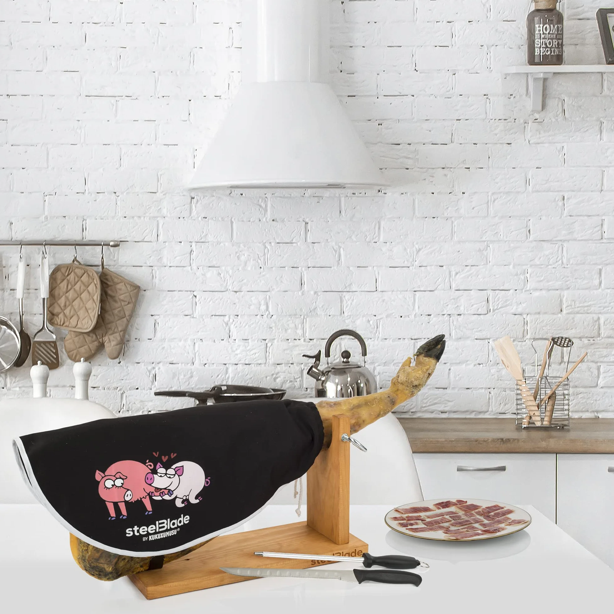 Kukuxumusu Jamonero Soporte Con Cubre Jamón y Cuchillo Chaira - Fabricado en España