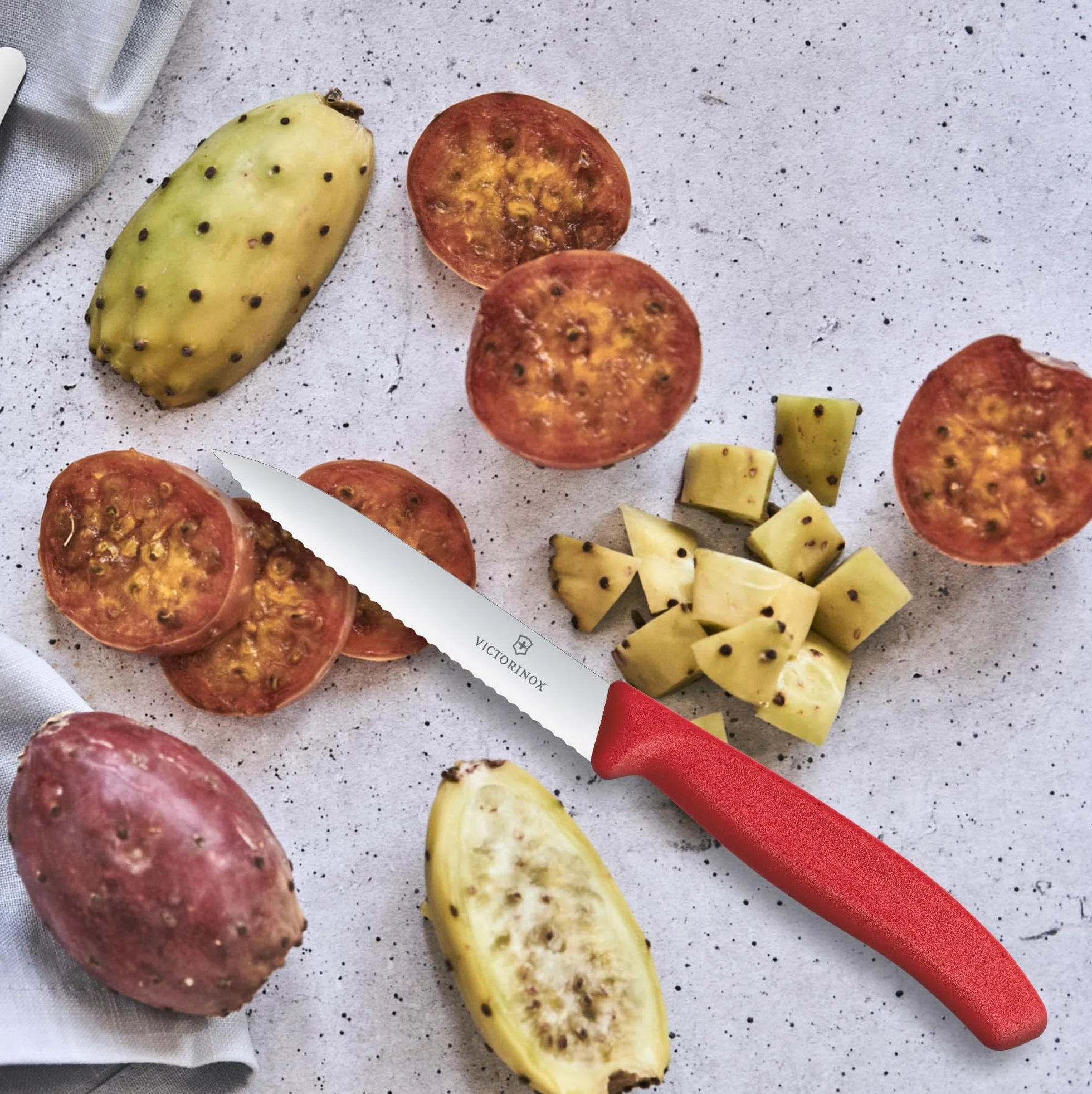 Victorinox Cuchillo Acero Inoxidable Rojo Mediano 6.7731
