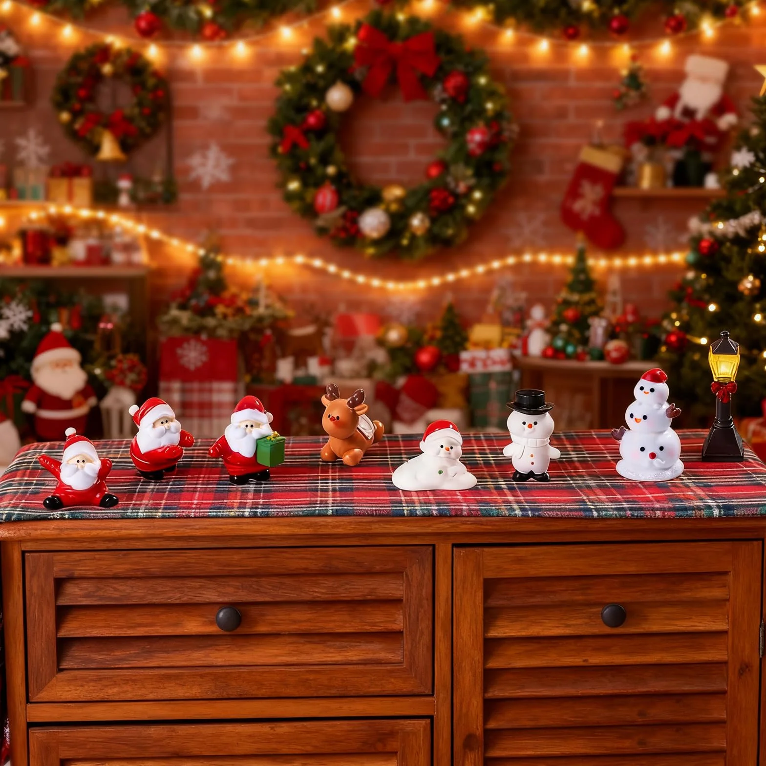 Figuras Navideñas de Resina Set de 12 - Mini Decoración Navidad para Casa