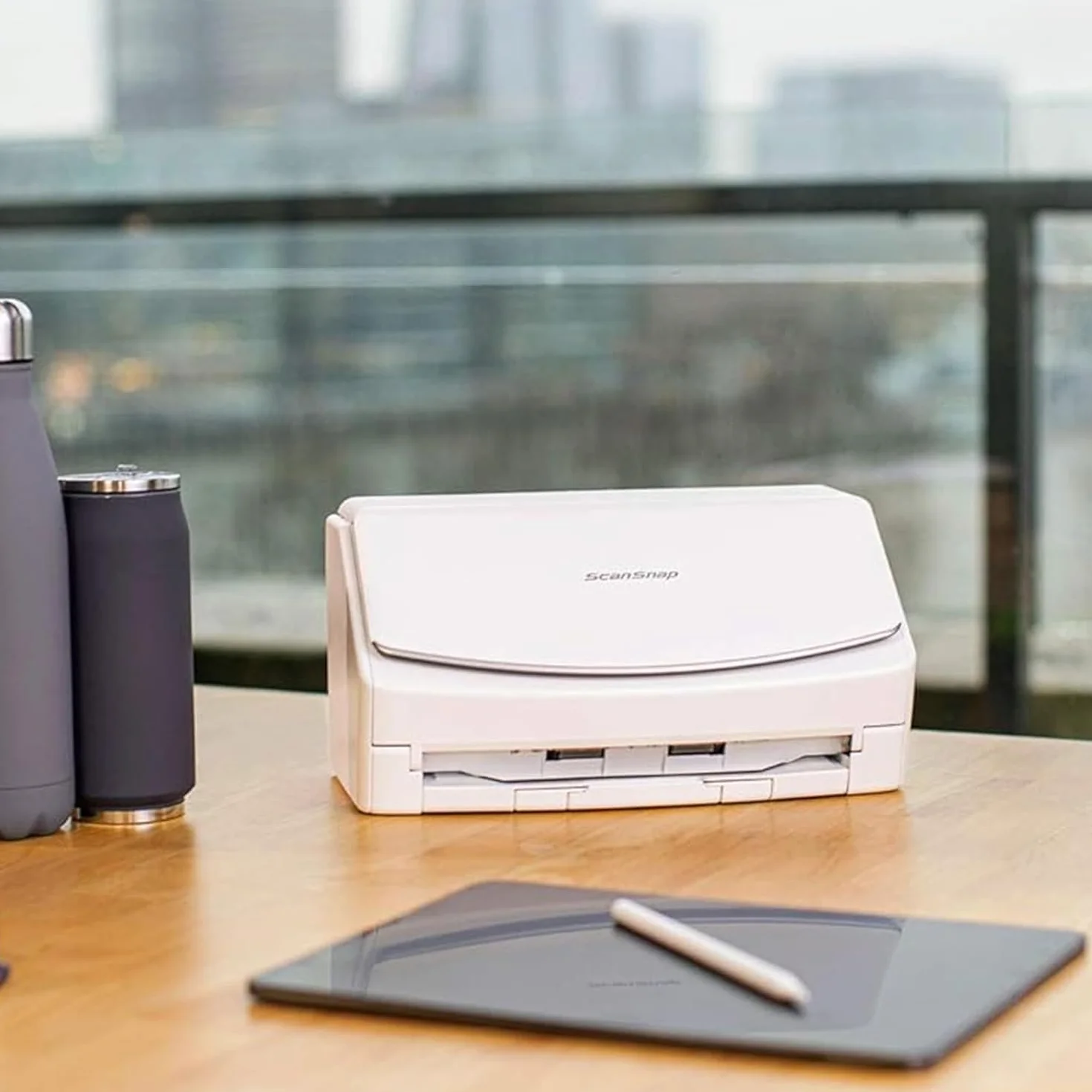 ScanSnap iX1600 Blanco Escáner de Documentos ADF Doble Cara WiFi Pantalla táctil USB 3.2