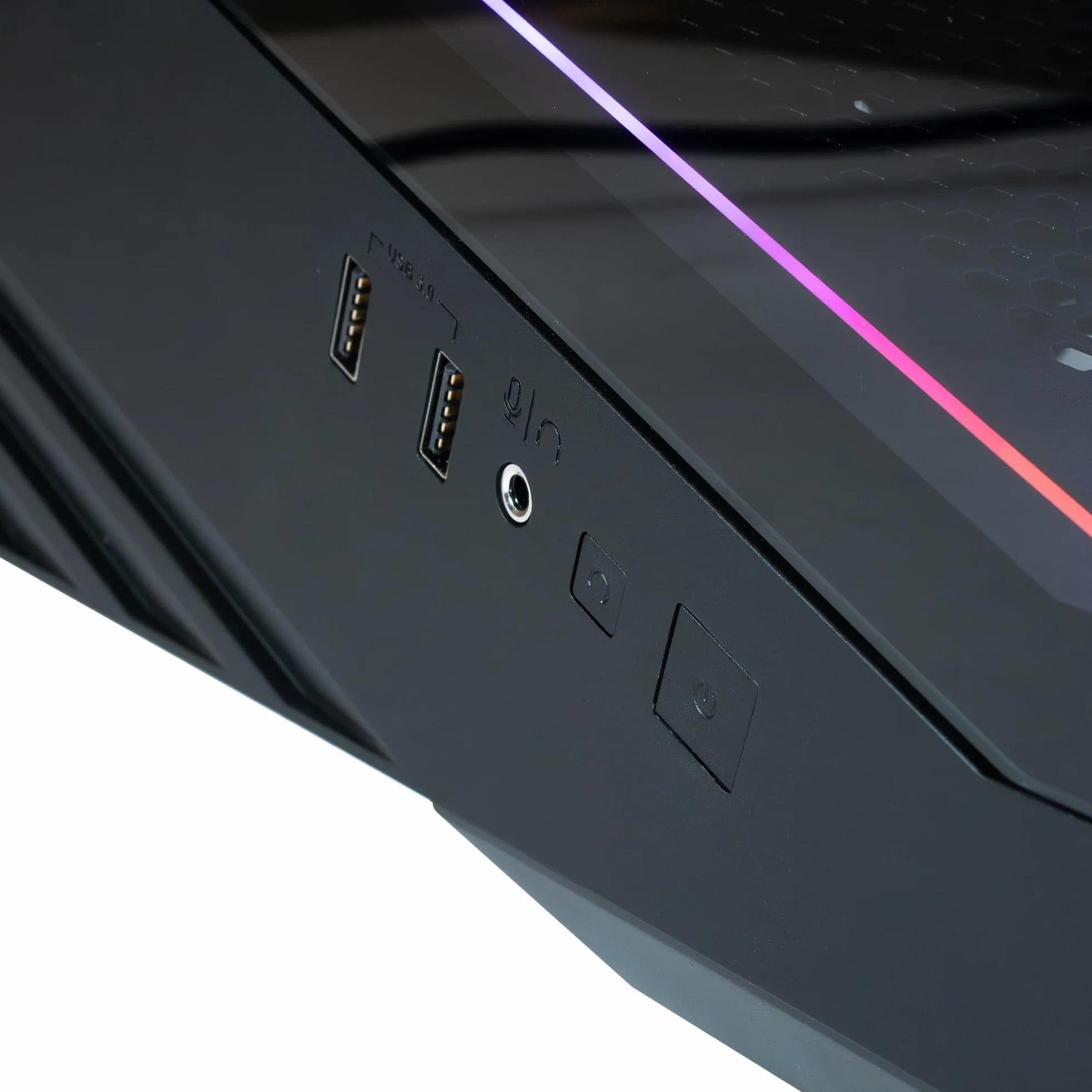 CYBERPOWERPC Luxe Gaming PC - AMD Ryzen 7 9800X3D, Nvidia RTX 5070 Ti 16GB, 32GB RAM, 1TB NVMe SSD, 750W 80+ PSU, Wi-Fi, Refrigeración a Liquido CPU, Windows 11, V100R RGB