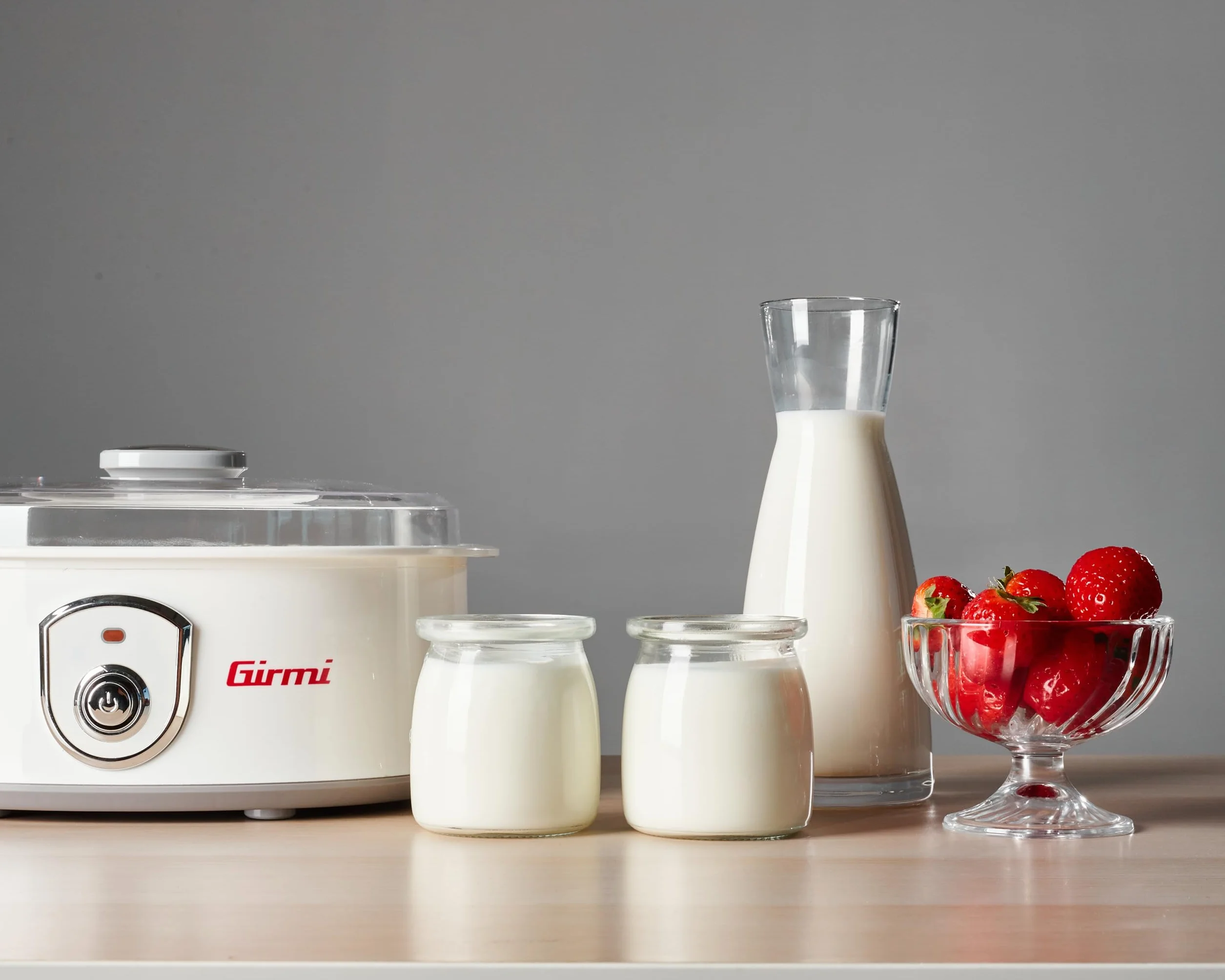 Girmi YG03 Yogurtera, 7 tarros de cristal 180 ml, 20 W, 42-50° C, blanco